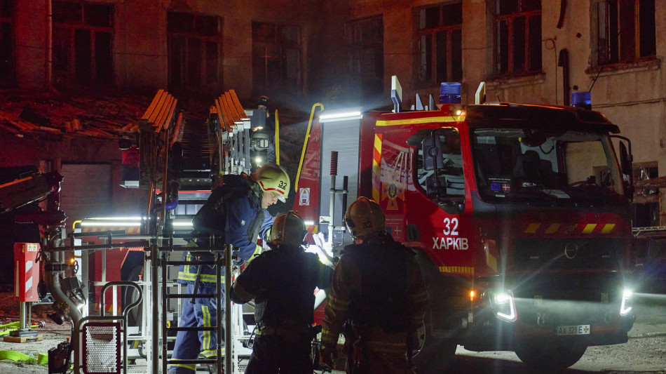 Droni russi su villaggio vicino a Kharkiv, due morti e due feriti