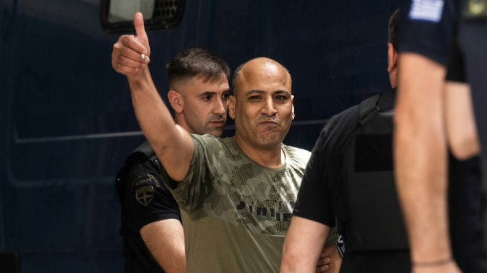 Grèce: abandon des charges contre neuf Egyptiens jugés pour un meurtrier naufrage migratoire
