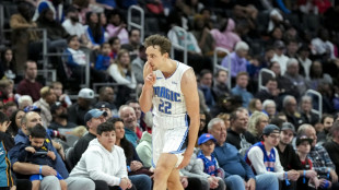 Wagner-Br&uuml;der gewinnen deutsches NBA-Duell mit Schr&ouml;der