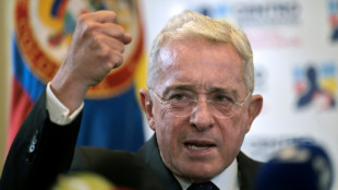 Colombie: l'ex-président Uribe fixé lundi sur son sort pour subornation de témoins
