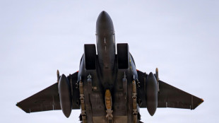 Trump anuncia resgate de segundo piloto acidentado no Ir&atilde;