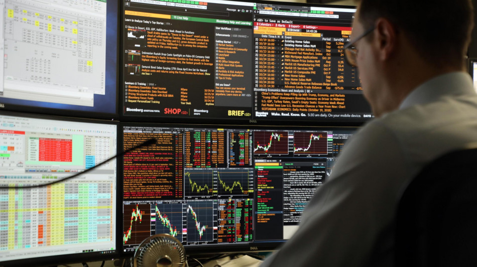 Borsa: Milano si consolida a +0,6% con Stm e Ferrari in testa