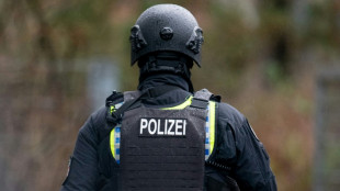 Drei mutma&szlig;liche Mitstreiter von Reichsb&uuml;rger-Gruppe um Prinzen festgenommen
