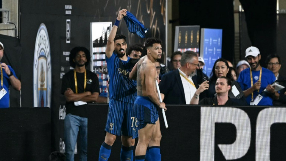 Al-Hilal vence City (4-3) na prorrogação e vai enfrentar Flu nas quartas da Copa de Clubes