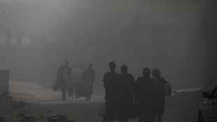 Raid israeliani nella Striscia, almeno 37 morti