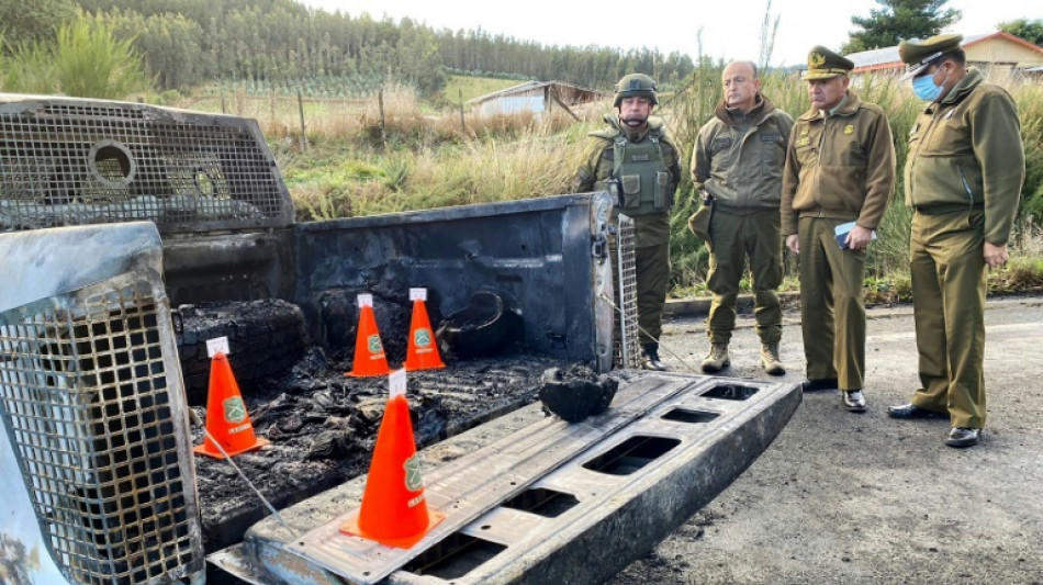 Asesinan a tres polic&iacute;as en un "atentado" en una zona mapuche del sur de Chile