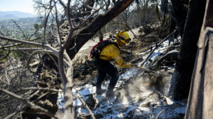 Devastador incendio en California amenaza m&aacute;s de 11.000 edificaciones