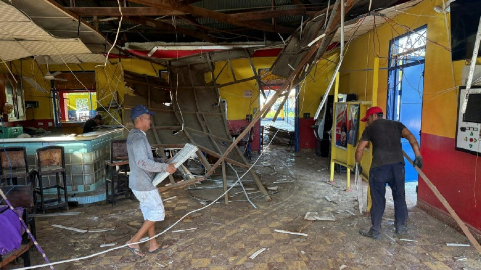 Panam&aacute; comienza a levantar escombros con el miedo a&uacute;n en el cuerpo tras potente terremoto