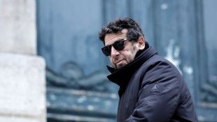 Patrick Bruel pr&eacute;sent&eacute; &agrave; des juges, le parquet requiert sa mise en examen pour viols et son incarc&eacute;ration