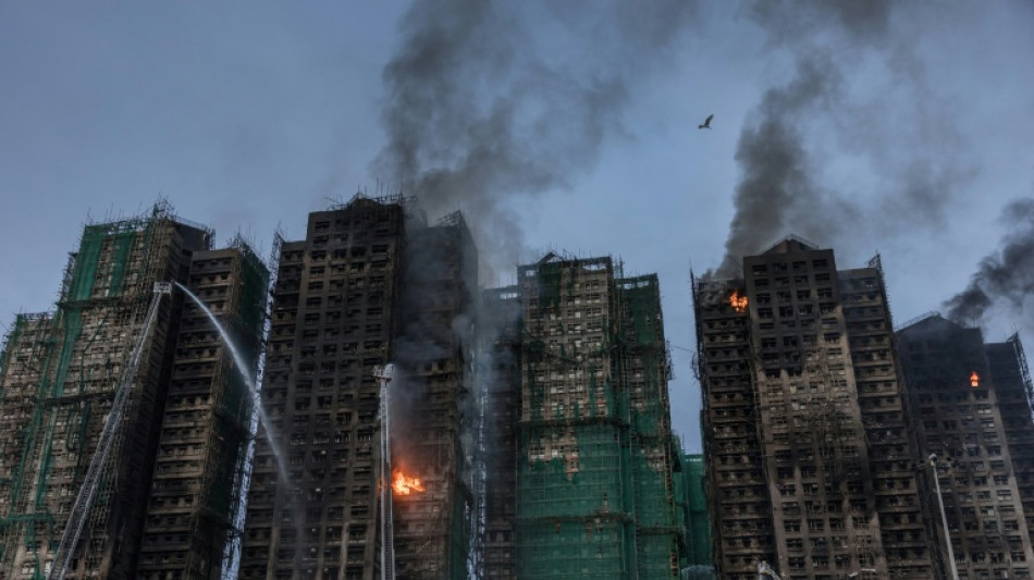 Großbrand in Hongkong: Zahl der Todesopfer steigt auf 65 - mindestens 70 Verletzte