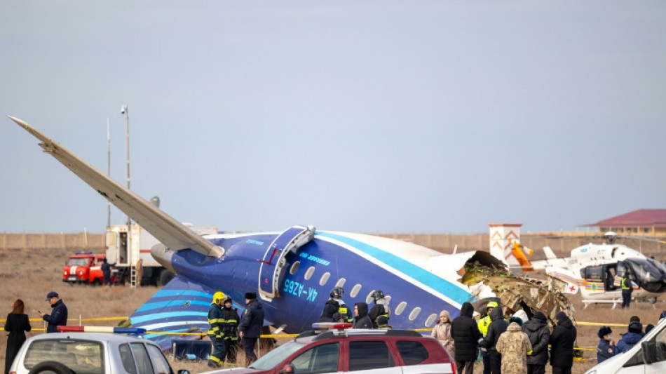 Azerbaiy&aacute;n acusa a Rusia de intentar ocultar las causas del accidente a&eacute;reo