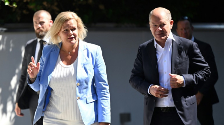 Bundeskabinett billigt versch&auml;rfte Abschieberegeln