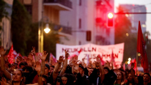 Mai-Kundgebungen in Berlin weitgehend friedlich - Veranstalter: Gute Stimmung