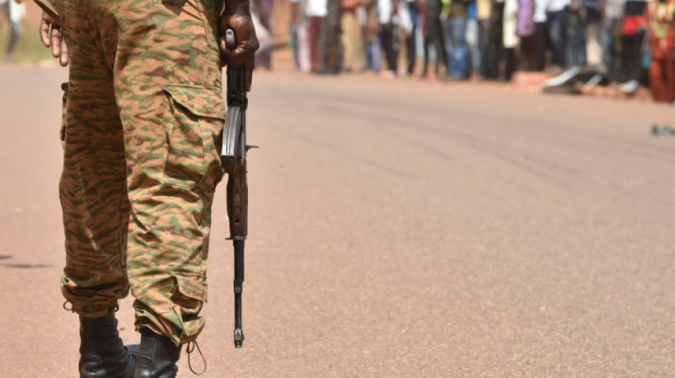 Al menos 35 muertos en Burkina Faso por explosi&oacute;n de bomba casera