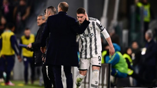 Vlahovic racially abused as Juve move second in Serie A
