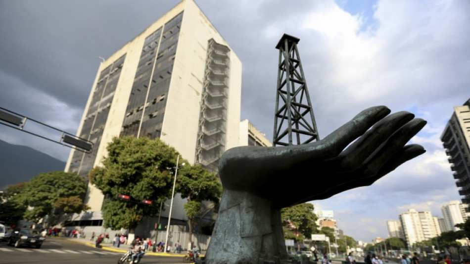 EUA revoga licenças que permitiam operações de empresas transnacionais de petróleo na Venezuela