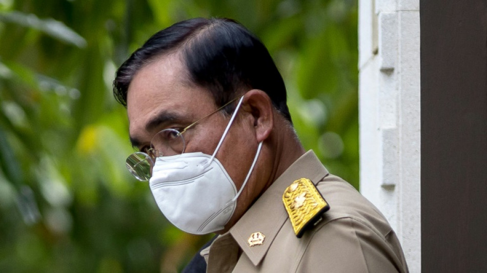 Crise politique en Tha&iuml;lande, le Premier ministre suspendu