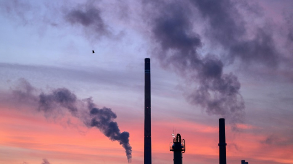Zahl der Besch&auml;ftigten in der Industrie 2023 leicht gestiegen