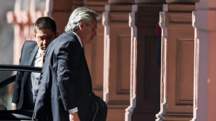 Mercados le conceden una pausa a Argentina, ante remodelaci&oacute;n del gobierno 