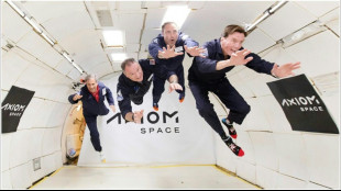 La premi&egrave;re mission spatiale enti&egrave;rement priv&eacute;e est arriv&eacute;e &agrave; l'ISS