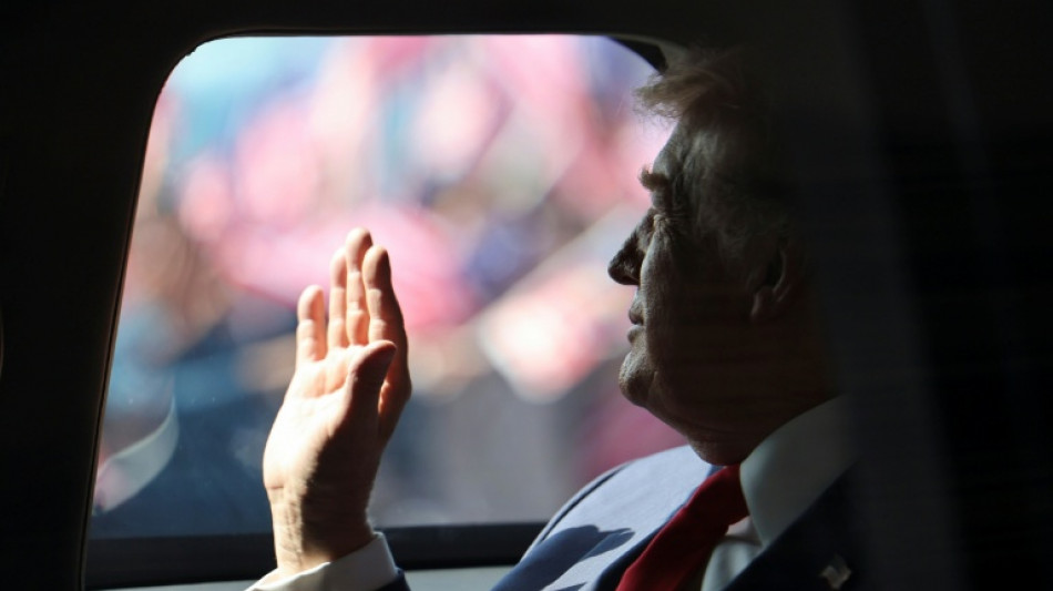 Trump, en route pour le Japon, r&eacute;solument optimise sur un accord avec la Chine