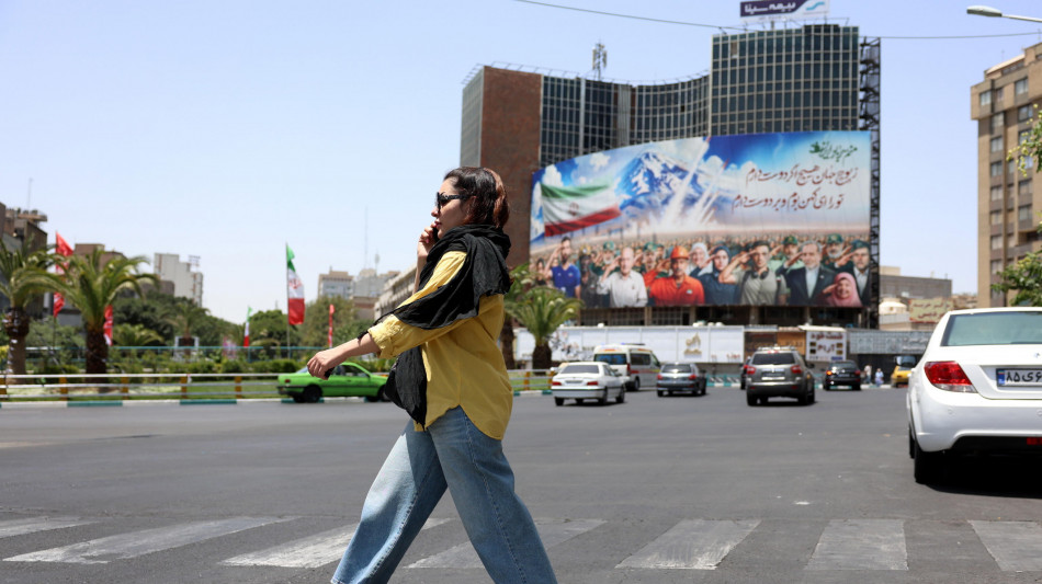 Idf, attaccati 6 aeroporti in tutto l'Iran