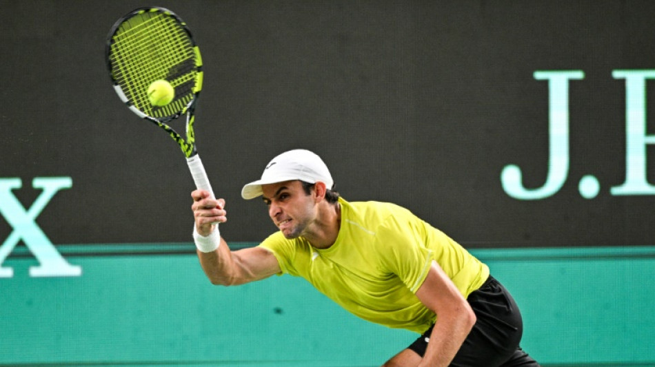 Carball&eacute;s derrota a Arthur Fils en la segunda ronda de Shangh&aacute;i