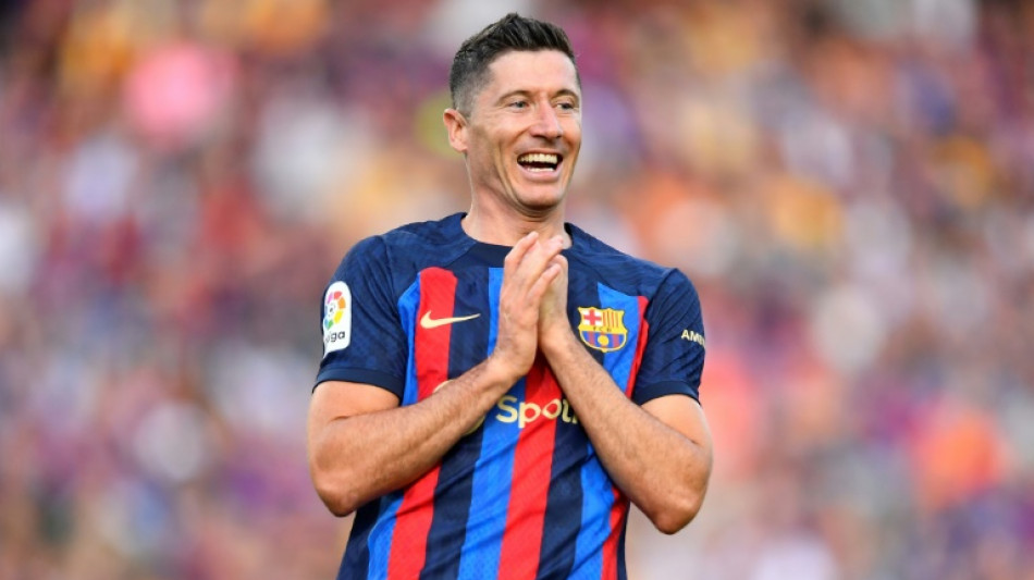 Espagne: le Bar&ccedil;a d&eacute;roule, l'Espanyol rel&eacute;gu&eacute;