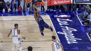 Nba: multa di 30 milioni ai Clippers, sforato il tetto salariale di Leonard