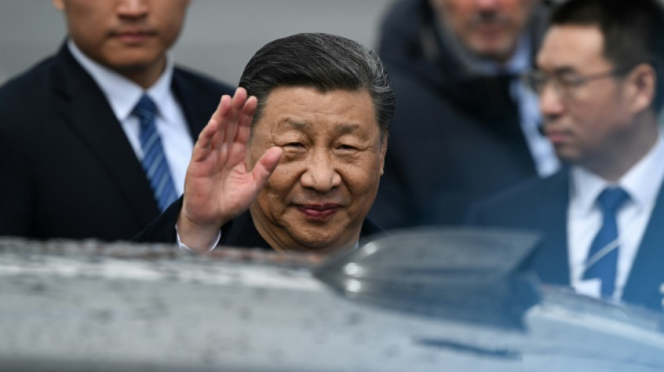 Depois da Fran&ccedil;a, Xi Jinping continua giro europeu na S&eacute;rvia