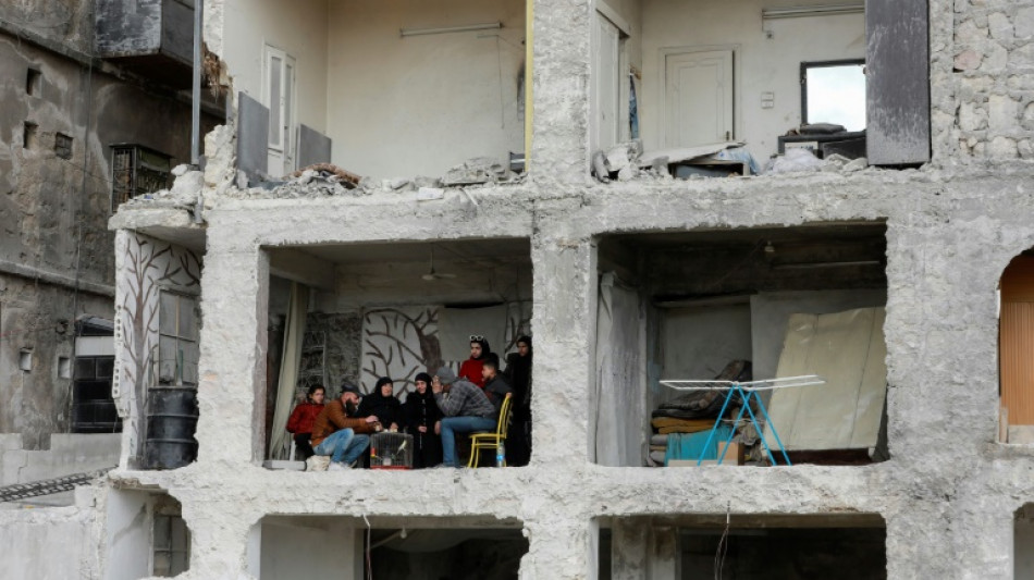 Séisme: à Alep, rester chez soi malgré tout