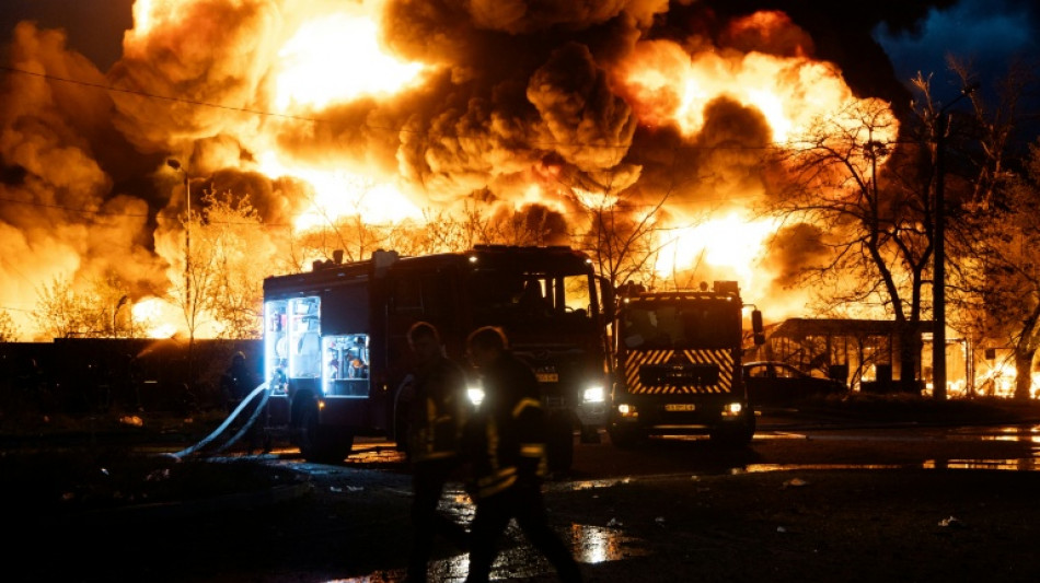 Onda de ataques russos deixou 19 mortos e mais de 100 feridos na Ucr&acirc;nia