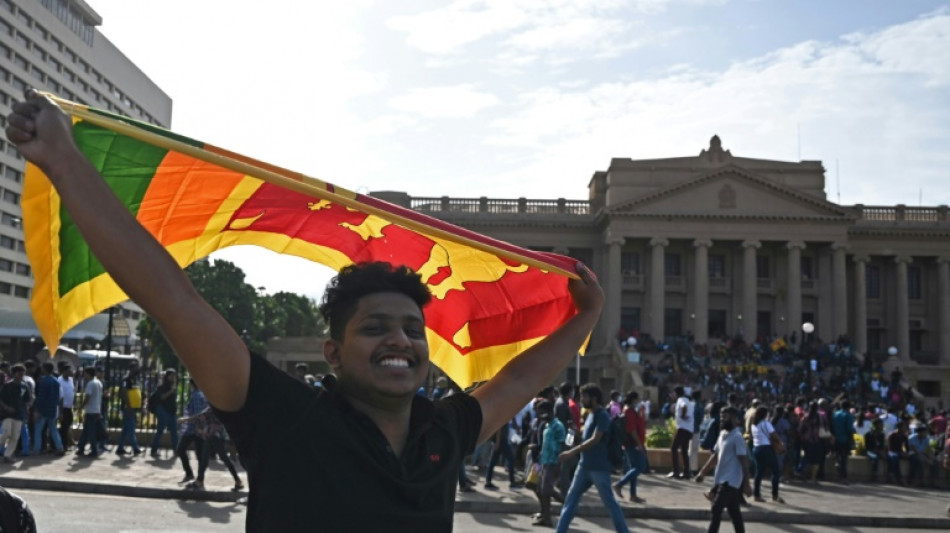 Nach Flucht von Pr&auml;sident Rajapaksa landesweiter Notstand in Sri Lanka