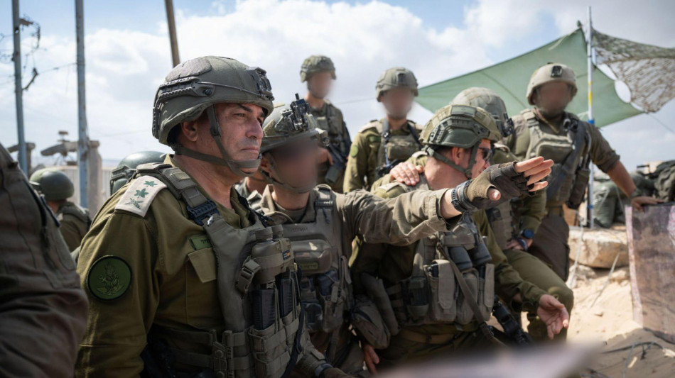 Idf, colpito un grattacielo a Gaza City, usato da Hamas
