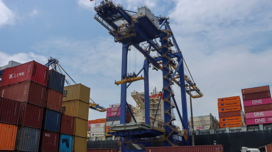 Istat, export a settembre torna a crescere, +2,6% su mese