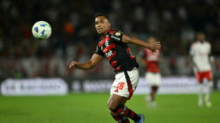 Alex Sandro &eacute; cortado da Sele&ccedil;&atilde;o por les&atilde;o e Ancelotti convoca Kaiki, do Cruzeiro