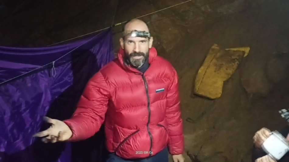 Espele&oacute;logo de EEUU, rescatado tras nueve d&iacute;as enfermo en una gruta en Turqu&iacute;a