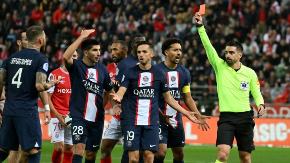 Ligue 1: le Paris SG &agrave; dix sauve un point &agrave; Reims