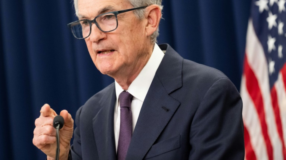 Presidente do Fed reitera que não há pressa para baixar juros nos EUA