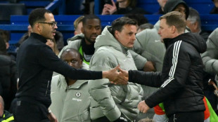 Rosenior unhappy with referee after bizarre huddle incident in Chelsea loss