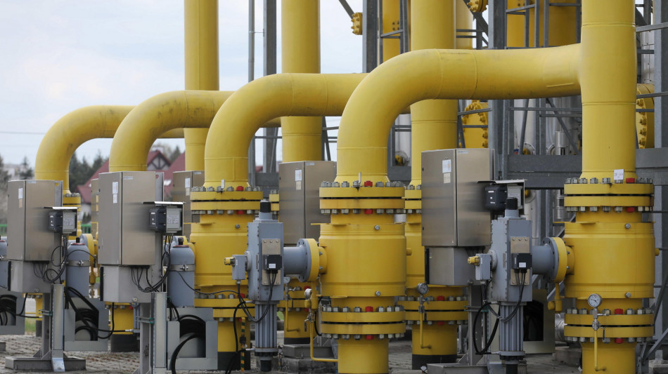 Lo spread tra Btp e Bund chiude in calo a 84 punti base