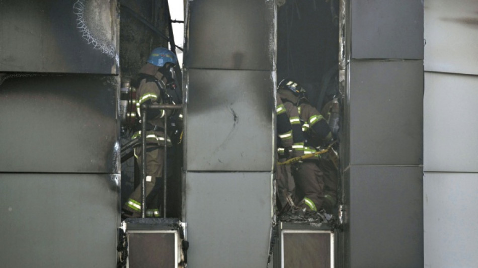 Corea del Sur condena a 15 a&ntilde;os de prisi&oacute;n al director de una empresa de bater&iacute;as por un incendio mortal