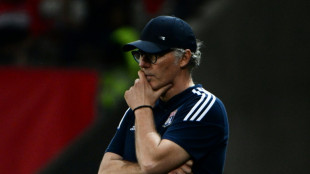 Ligue 1: &agrave; Lyon, Blanc avance sans certitude