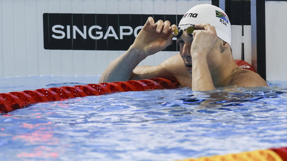 Nuoto: Coetze realizza nuovo record del mondo sui 50 dorso