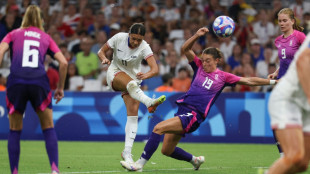 Mal wieder die USA: DFB-Frauen m&uuml;ssen nach Pleite zittern