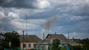 Pr&egrave;s de Kharkiv, 20 minutes dans un village sous le feu de l'artillerie russe