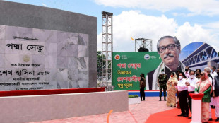 Banglad&eacute;s inaugura pol&eacute;mico puente gigante