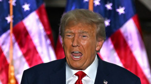 Trump diz que ir&aacute; manter candidatura presidencial mesmo se for condenado