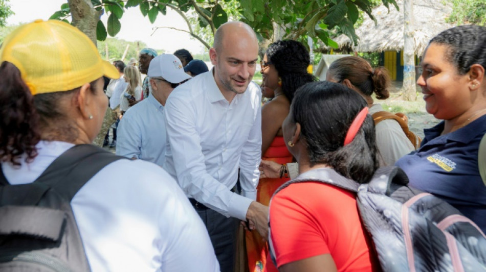 Francia está decidida a "combatir" el narcotráfico, afirma el canciller desde Colombia