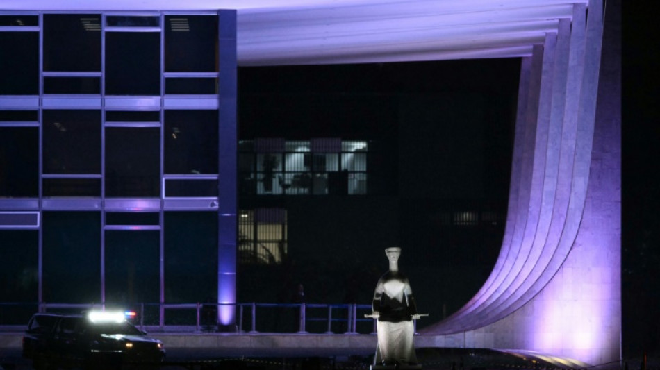 Man with explosives dies trying to enter Brazil Supreme Court